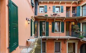 Domus Verona - Elegante Residenza Satiro